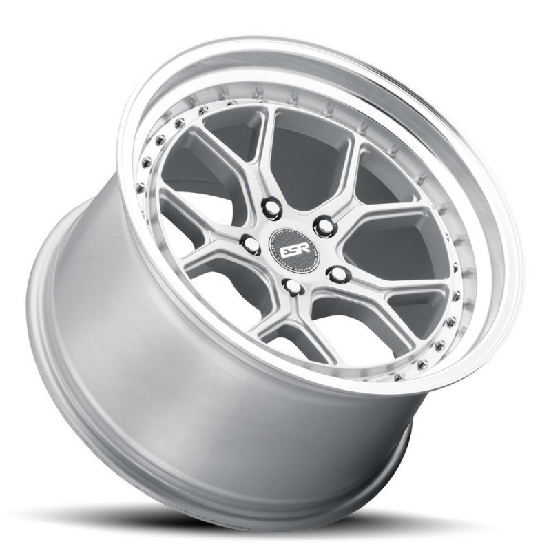 ESR CS2 Hyper Silver 18x8.5 5x112 +30