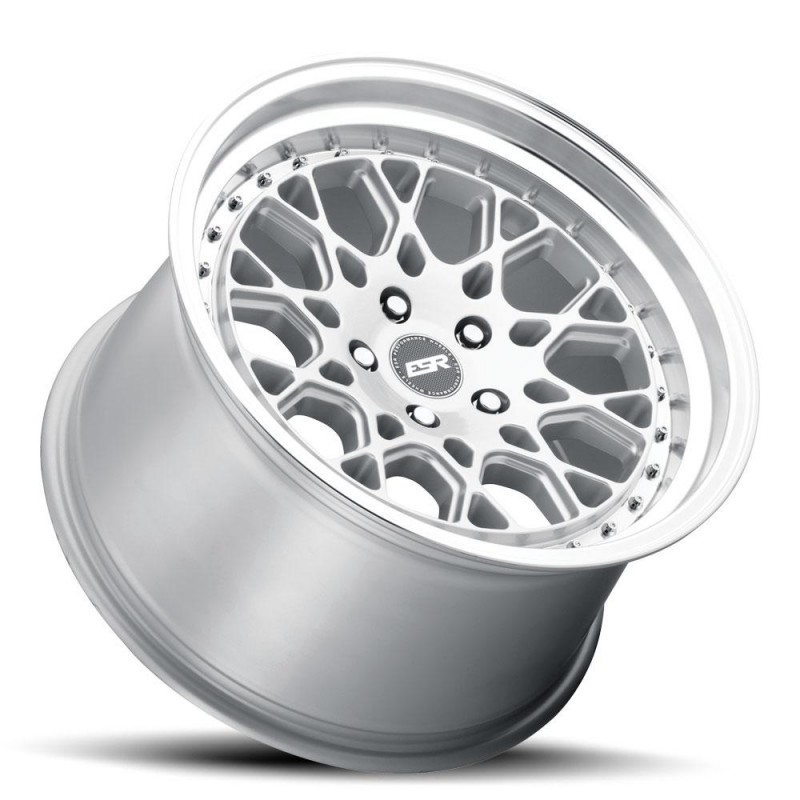 ESR CS3 Hyper Silver 18x10.5 5x112 +22