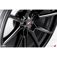 Savini SV-F4 Gloss Black Milled 20x12