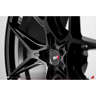 Savini SV-F5 Gloss Black 20x10